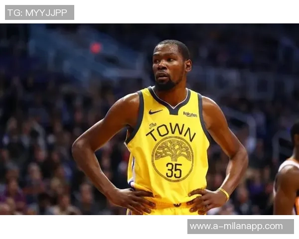 杜兰特赞阿门持球能力出色三分球自信决策无懈可击 杜兰特赞阿门持球能力出色三分球自信决策无懈可击