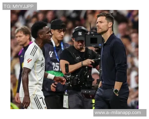 阿隆索坚决反对巴萨与黄潜的西甲海外赛称其为扭曲现象