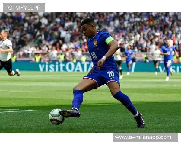 姆巴佩缺席法国训练两天今日将决定能否出战比赛