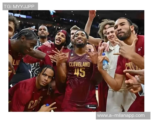 希罗展望新赛季球队表现超预期球员们渴望赢得胜利 希罗展望新赛季球队表现超预期球员们渴望赢得胜利